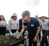 Governador conhece técnicas de silvicultura e de melhoramento genético de mudas da Aperam BioEnergia